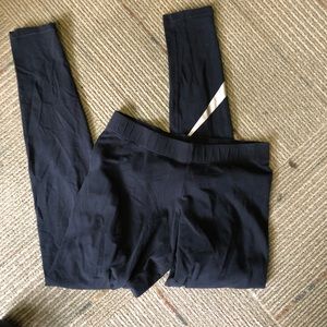 Nike swoosh leggings